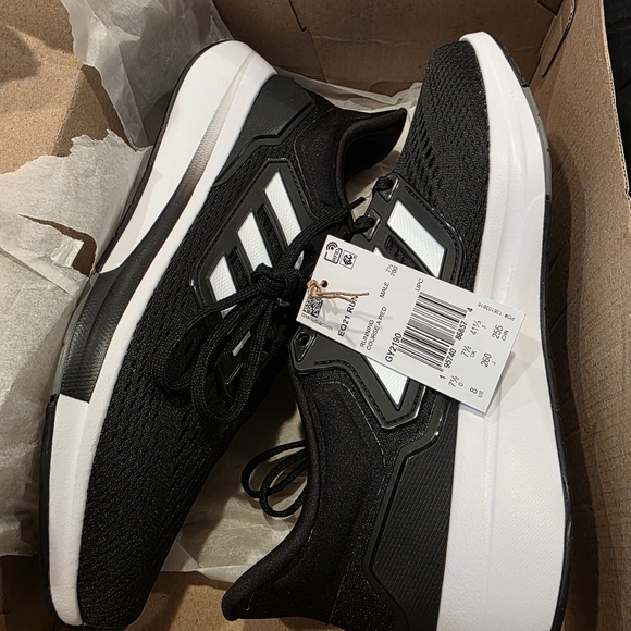 Adidas EQ21 Run 'Black White Running Shoe Size 8 Men's (Women's 9) NWT! - Picture 10 of 16